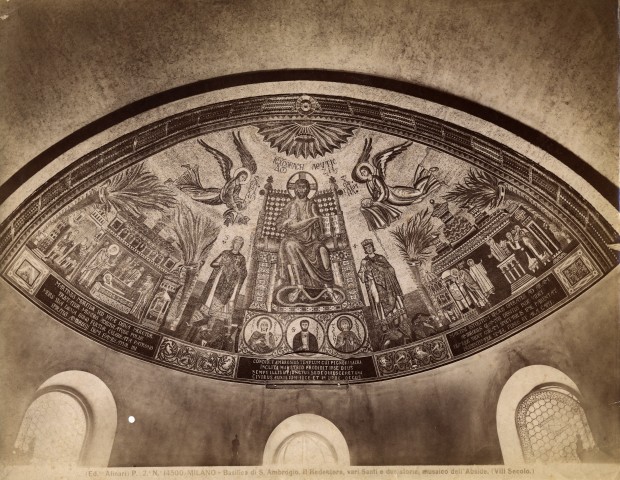 Alinari, Fratelli — Milano - Basilica di S. Ambrogio. Il Redentore, vari Santi e due storie, musaico dell'Abside. (VIII Secolo). — insieme